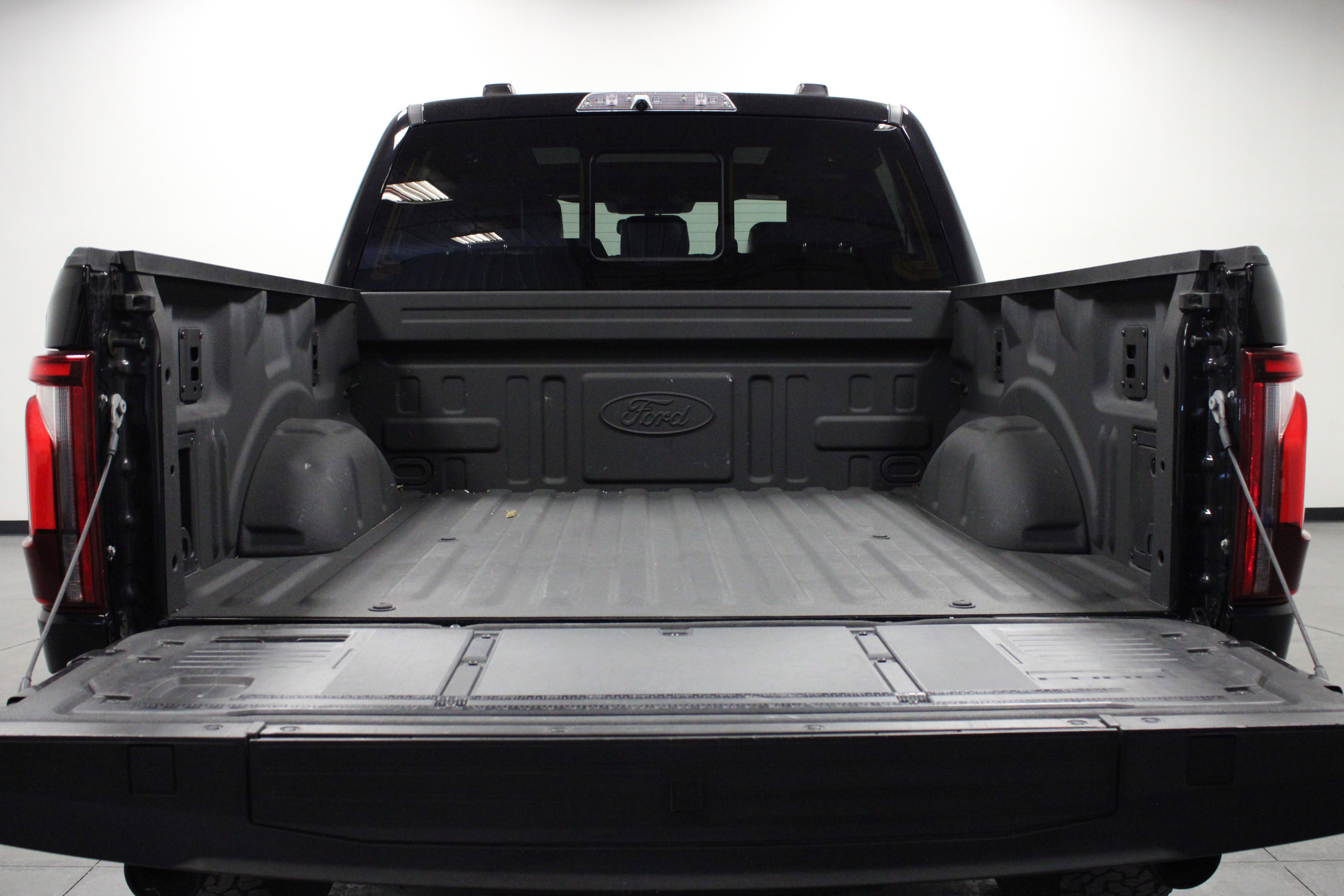 2024 Ford F-150 Raptor photo 12