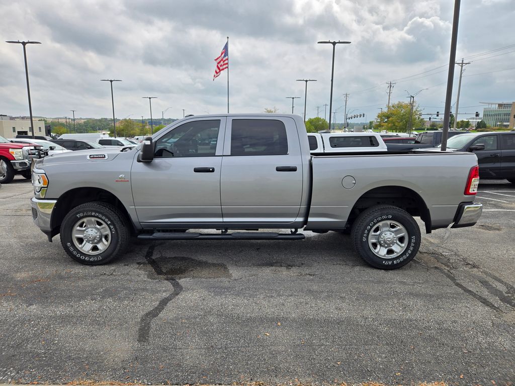 2024 Ram 2500 Tradesman photo 6