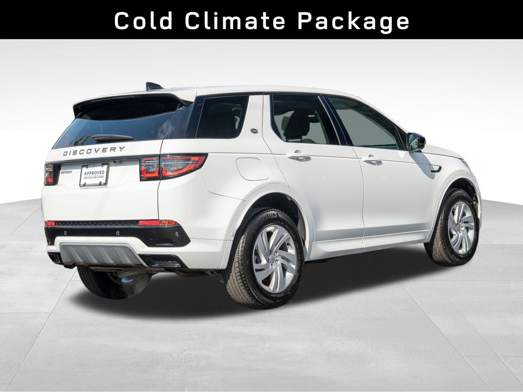 2025 Land Rover Discovery Sport S photo 3