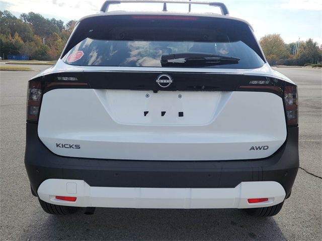 2026 Nissan Kicks SV photo 3