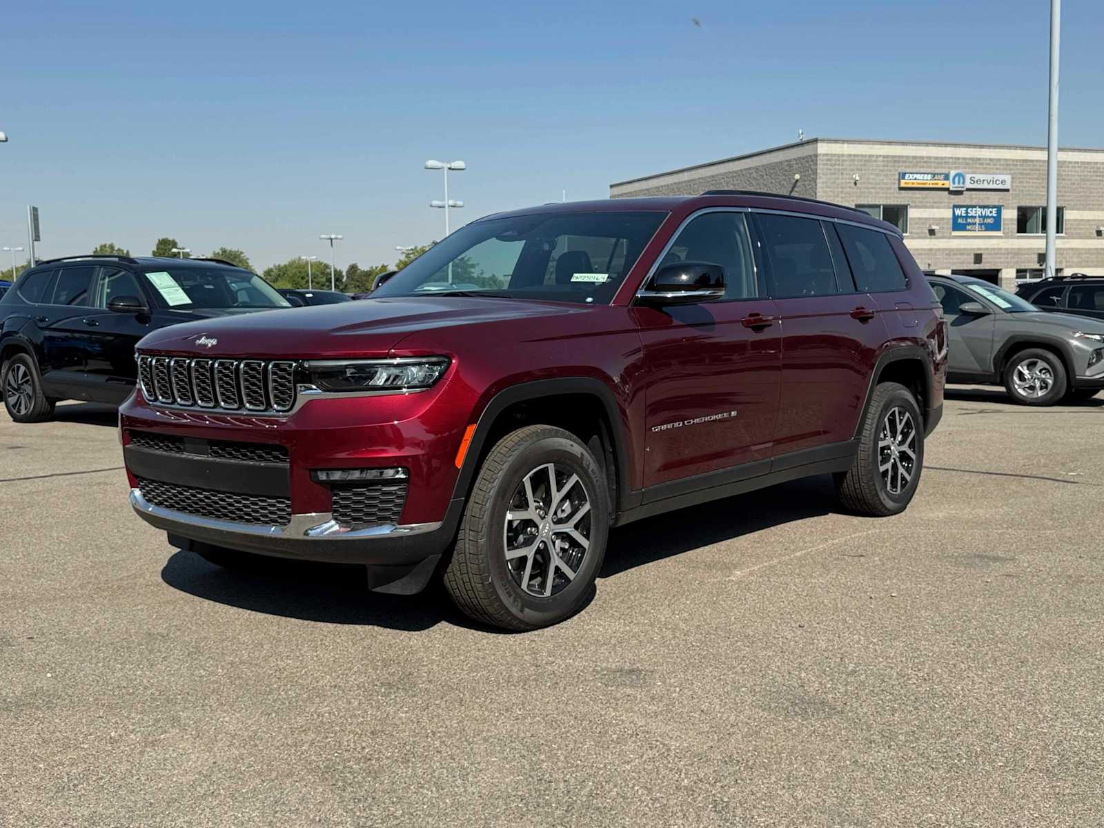 2025 Jeep Grand Cherokee L Limited's photo