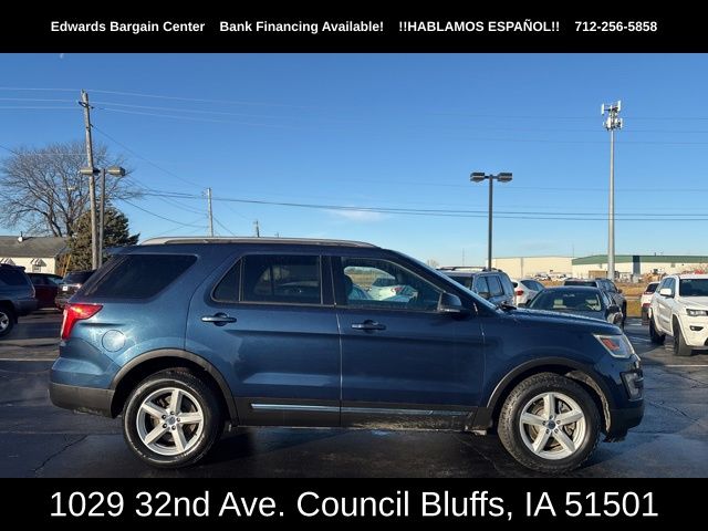 2017 Ford Explorer XLT's photo