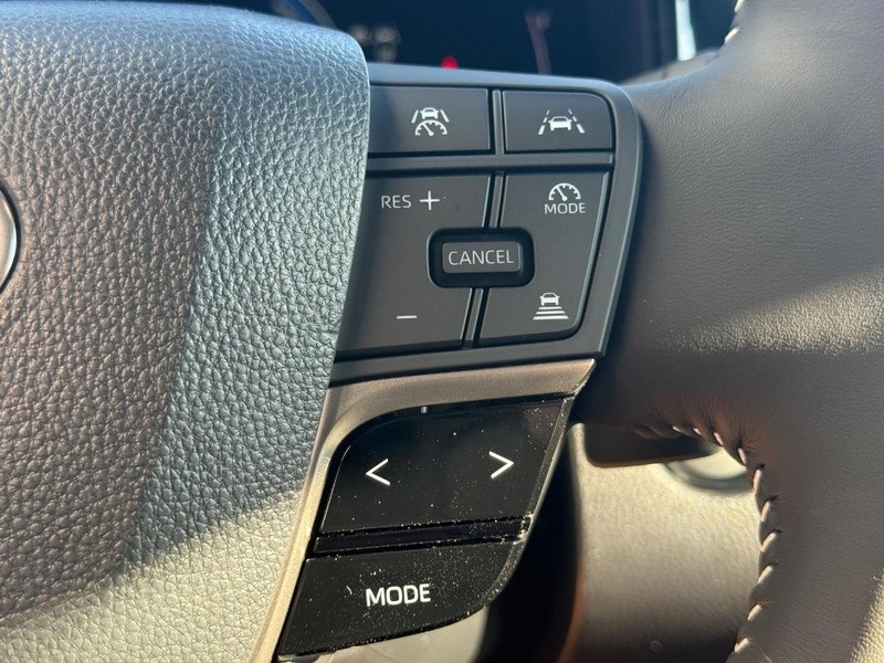 2026 Toyota Camry SE photo 15
