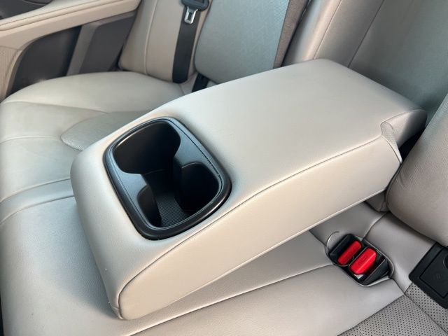 2023 Toyota Camry XLE photo 28