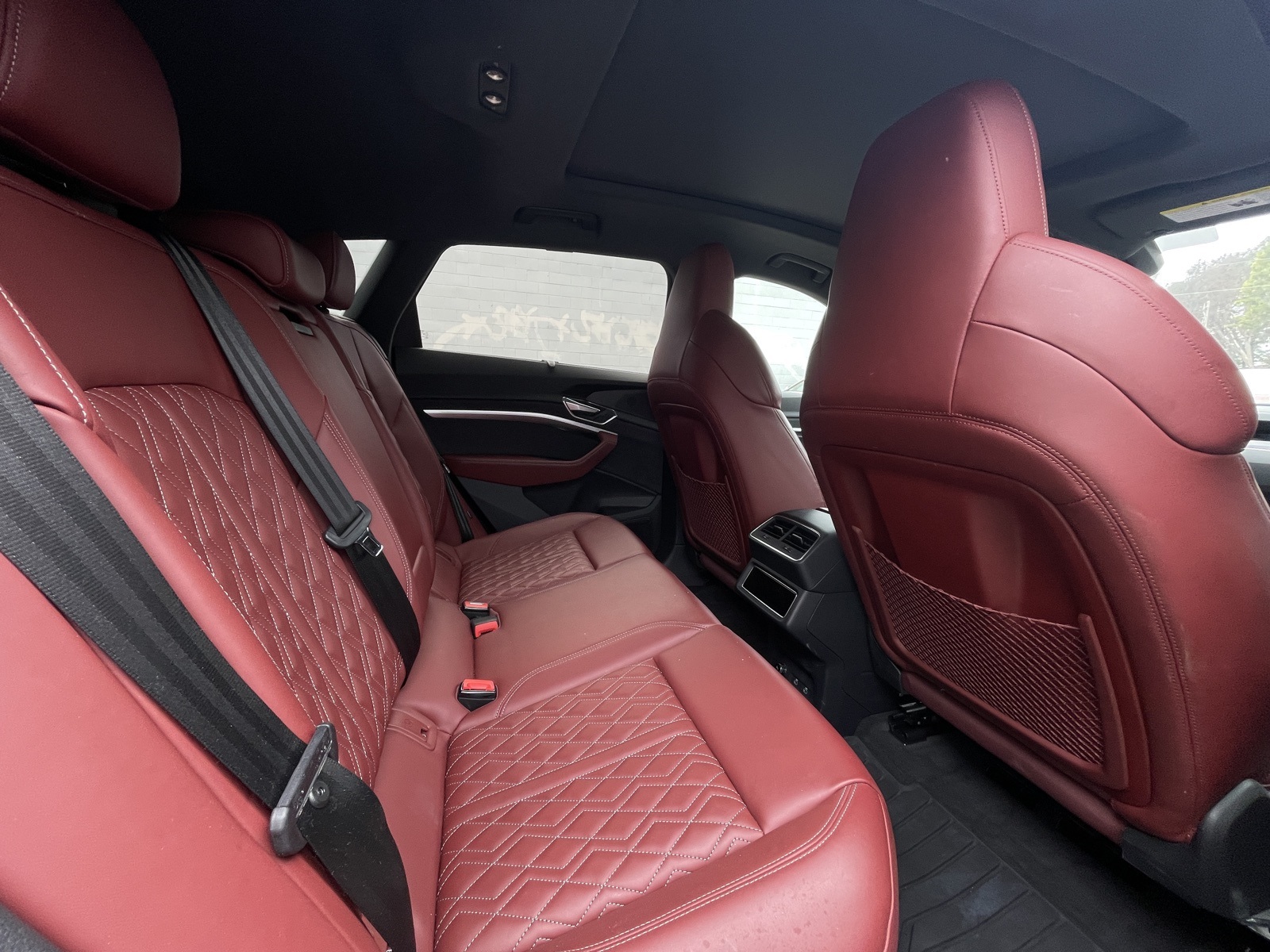 2022 Audi e-tron Prestige photo 4