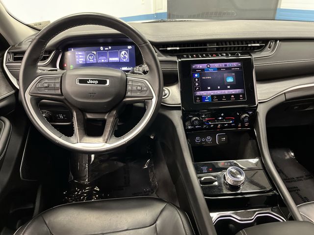 2021 Jeep Grand Cherokee L photo 4