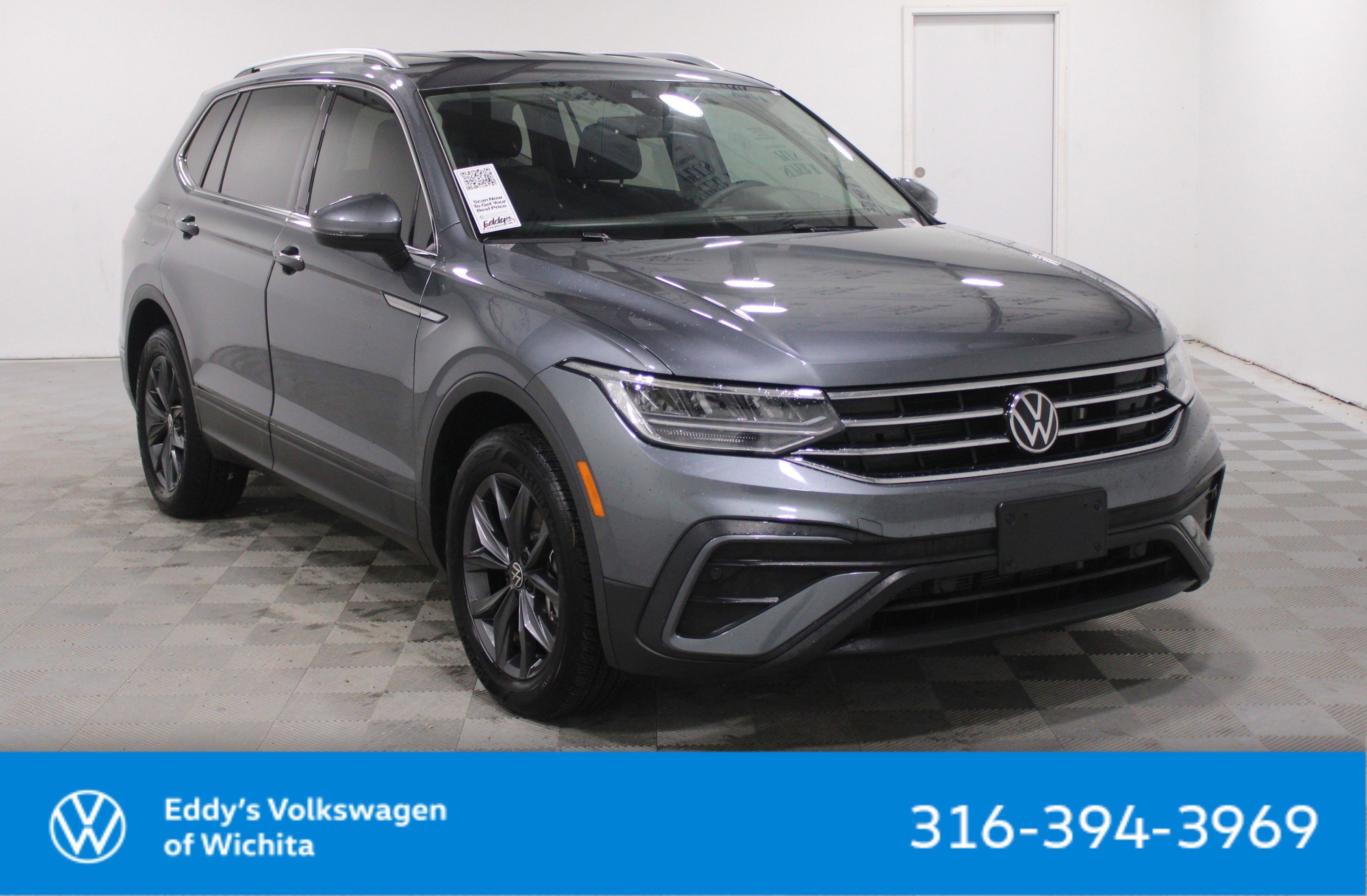 2023 Volkswagen Tiguan SE's photo