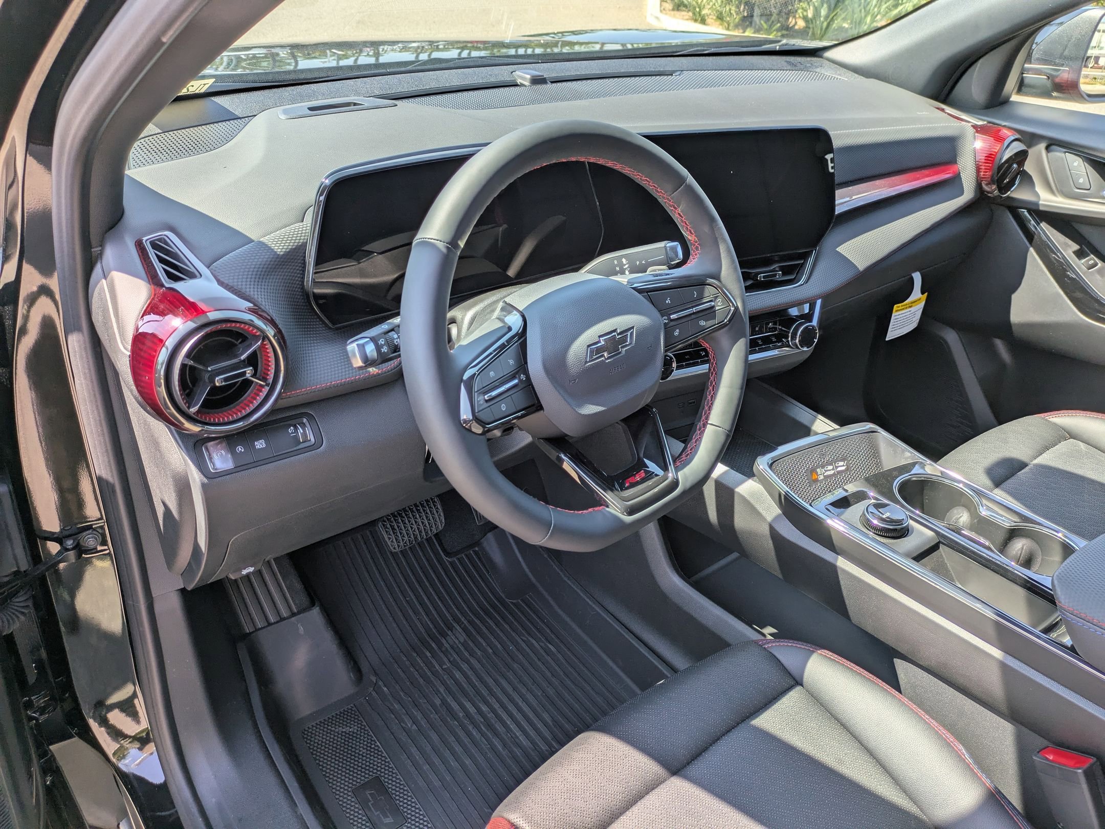 2026 Chevrolet Equinox RS photo 9