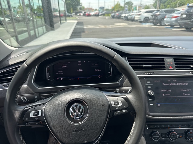 2021 Volkswagen Tiguan SEL photo 20