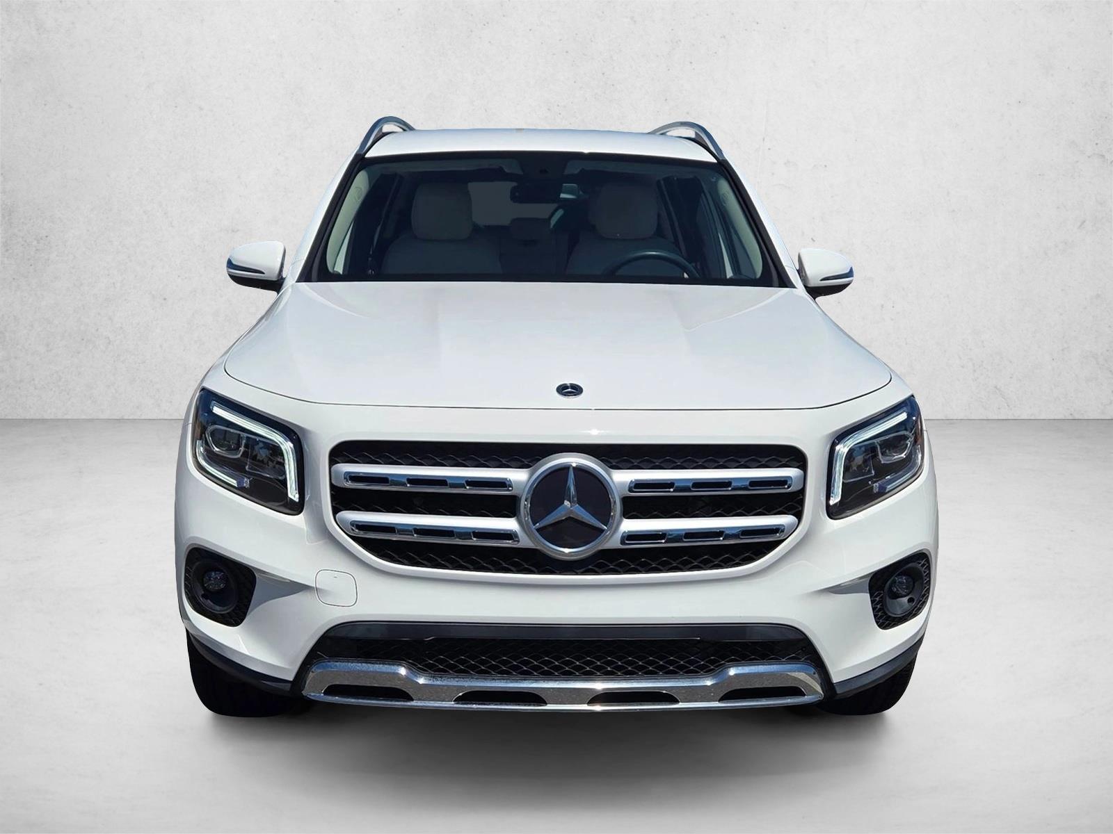 2021 Mercedes Benz GLB 250 photo 2