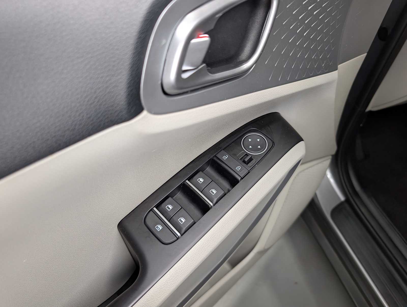 2023 Kia Soul LX S photo 34