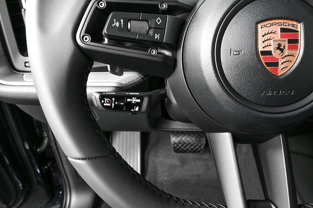 2026 Porsche Cayenne Coupe photo 10