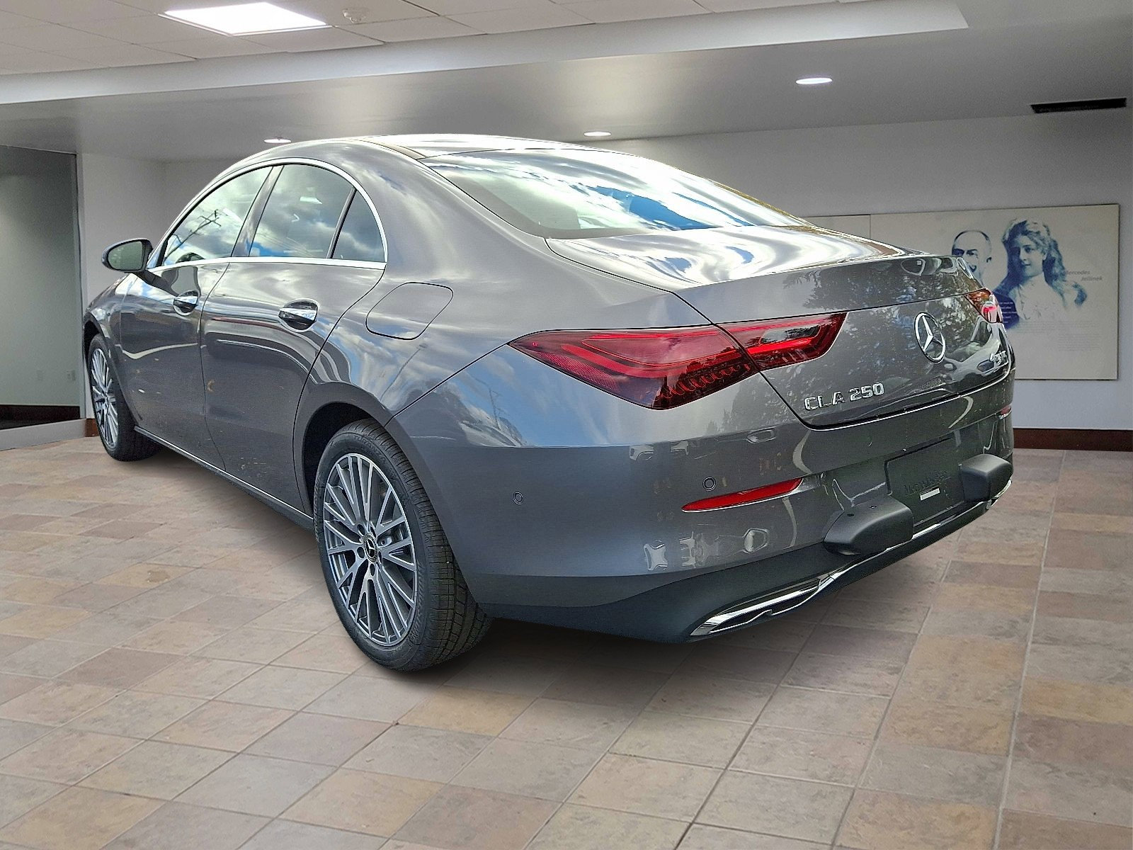 2026 Mercedes Benz CLA 250 4MATIC photo 4