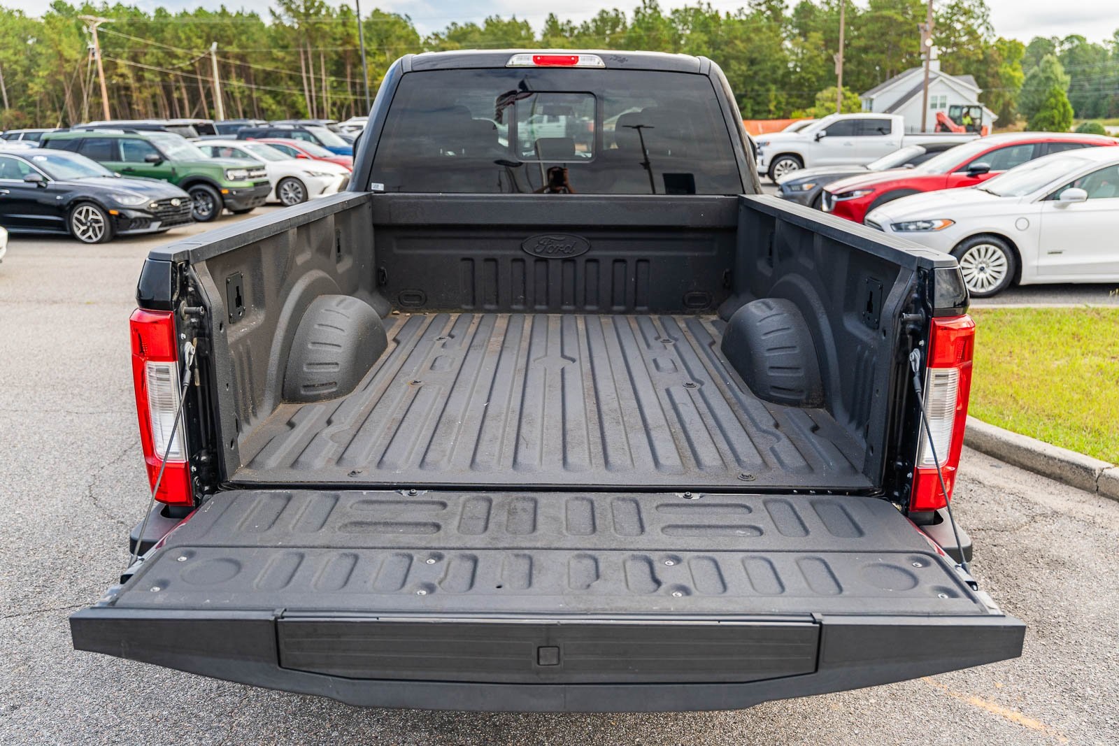 2019 Ford F-250 XLT photo 13