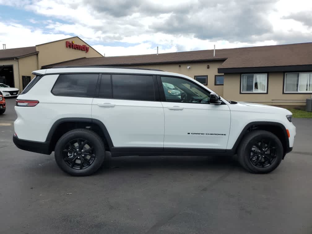 2025 Jeep Grand Cherokee Altitude X photo 6