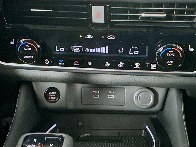 2026 Nissan Rogue Platinum photo 16