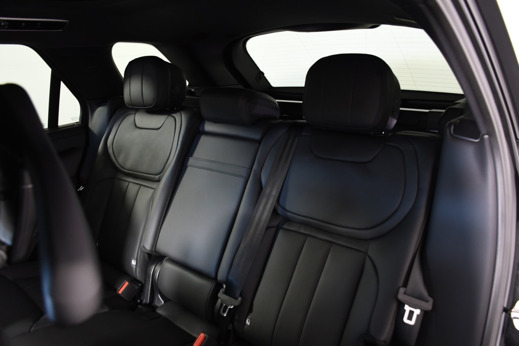 2025 Land Rover Range Rover Sport SE photo 26