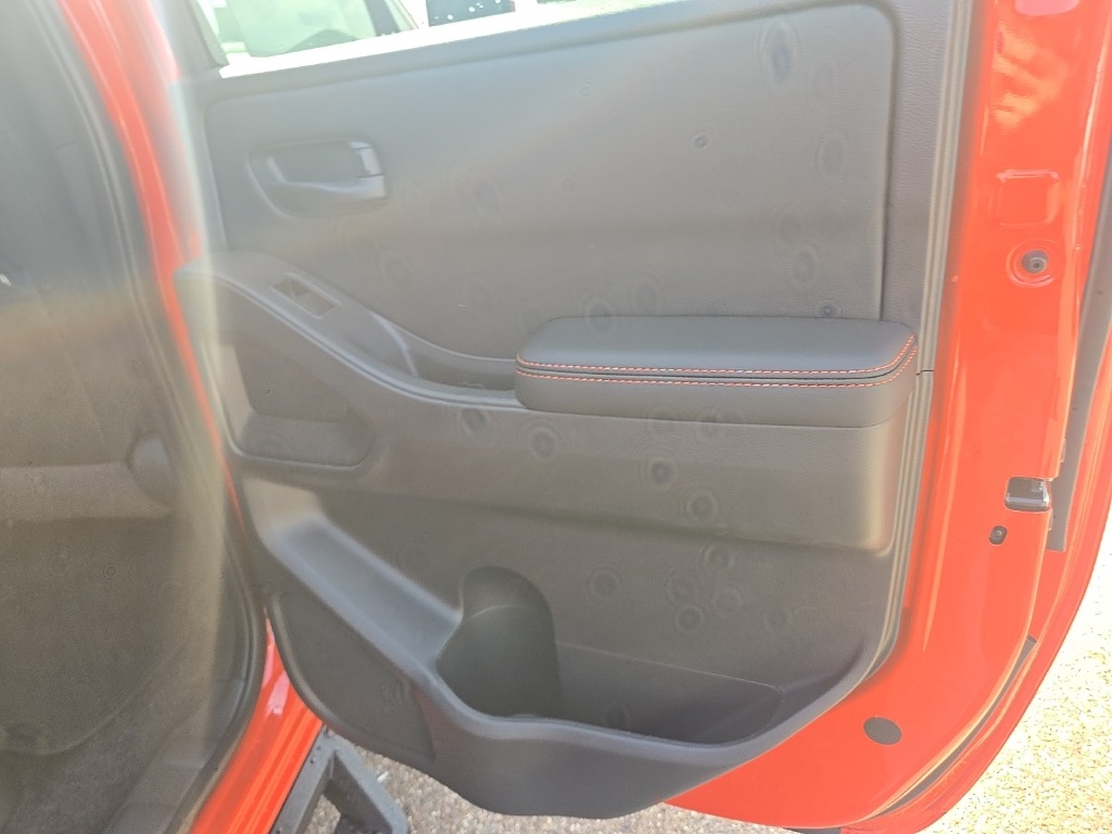 2026 Nissan Frontier Crew Cab PRO-4X photo 26