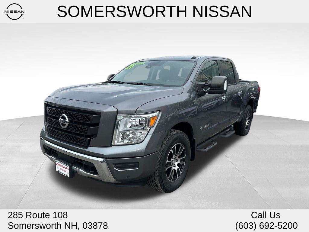 2021 Nissan Titan SV's photo