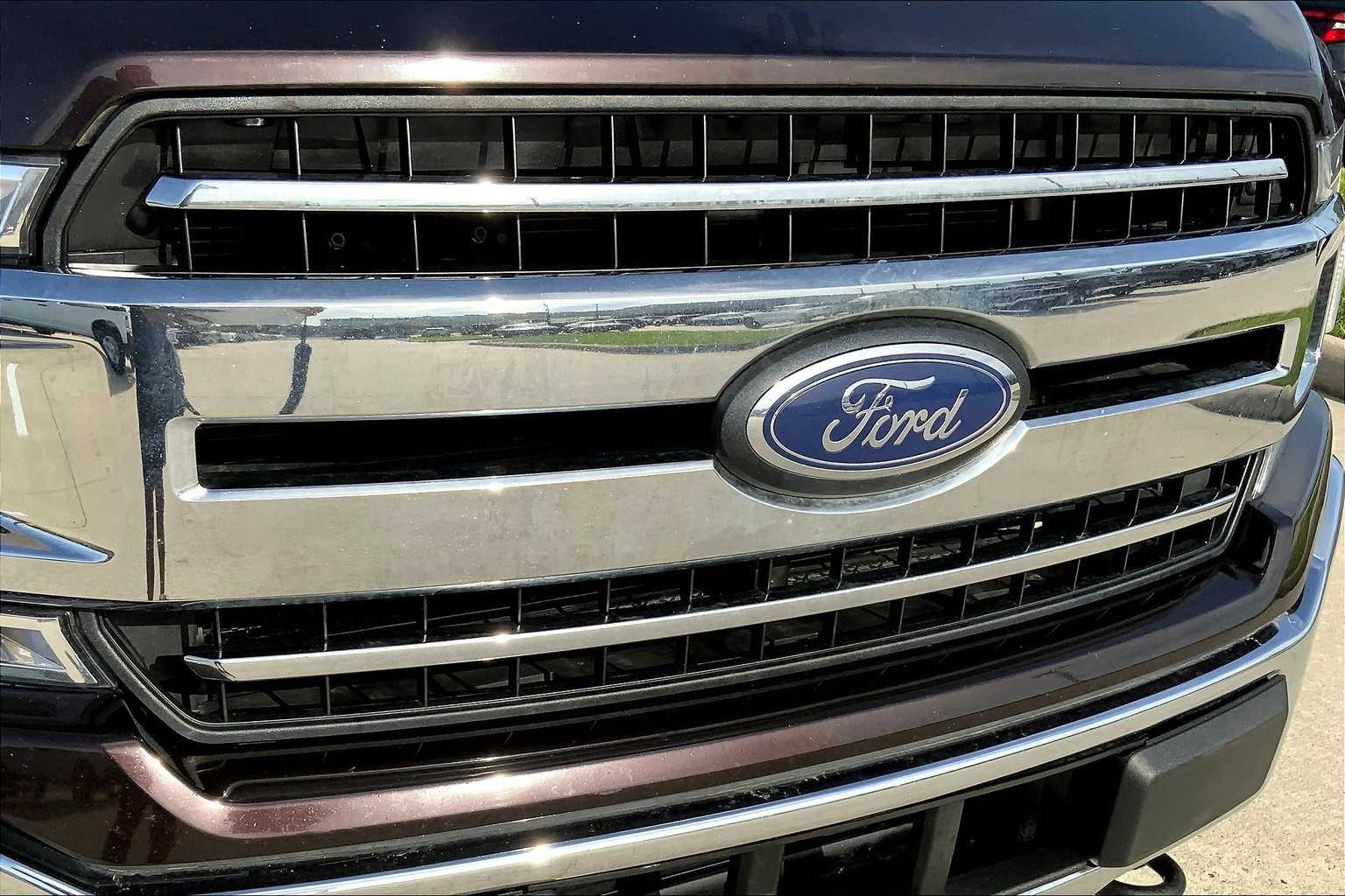 2020 Ford F-150 XLT photo 28
