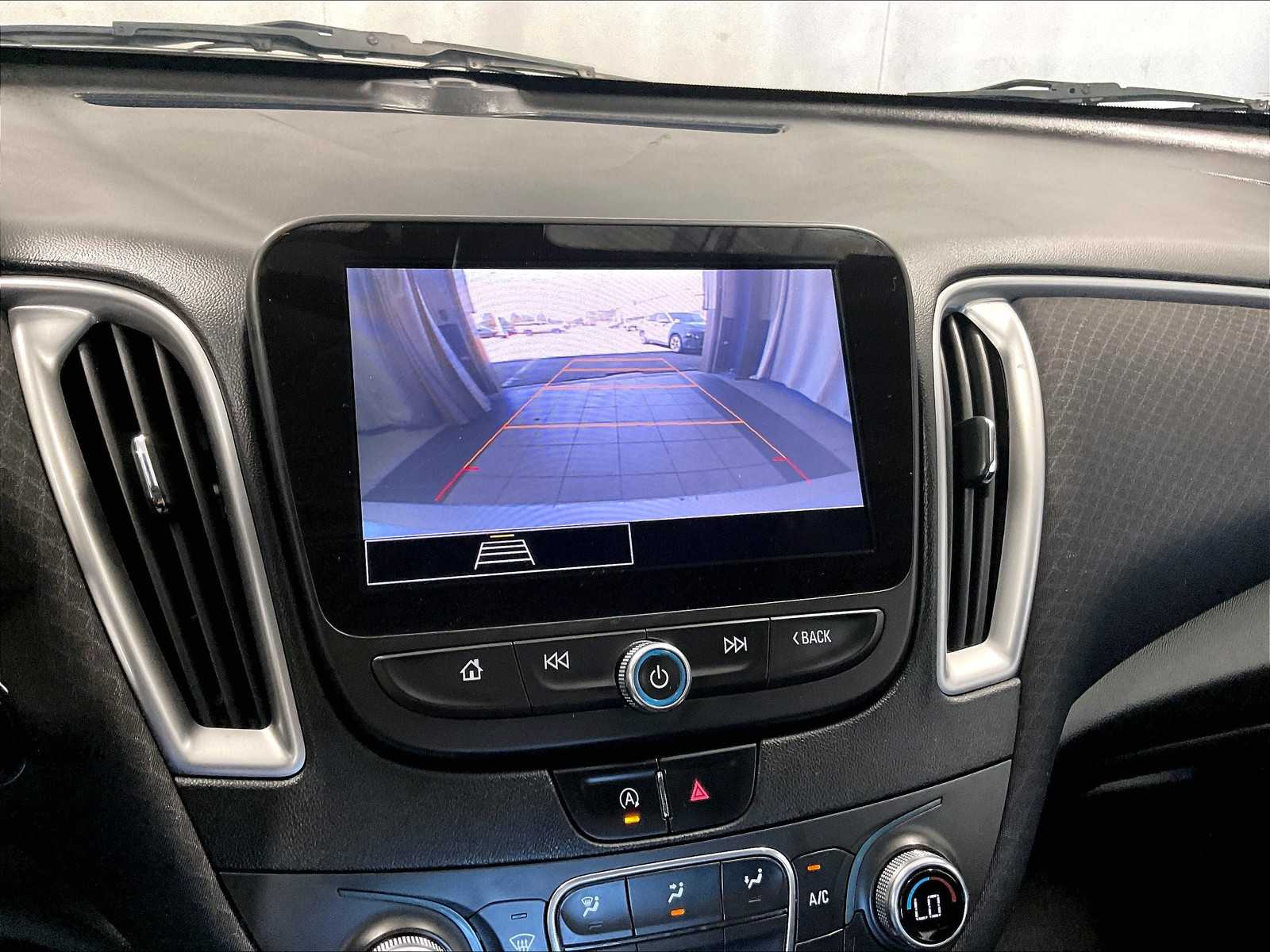 2022 Chevrolet Malibu 1LT photo 17