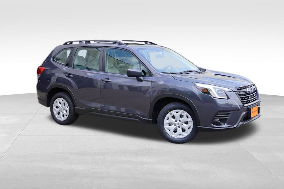 2022 Subaru Forester Base photo 2