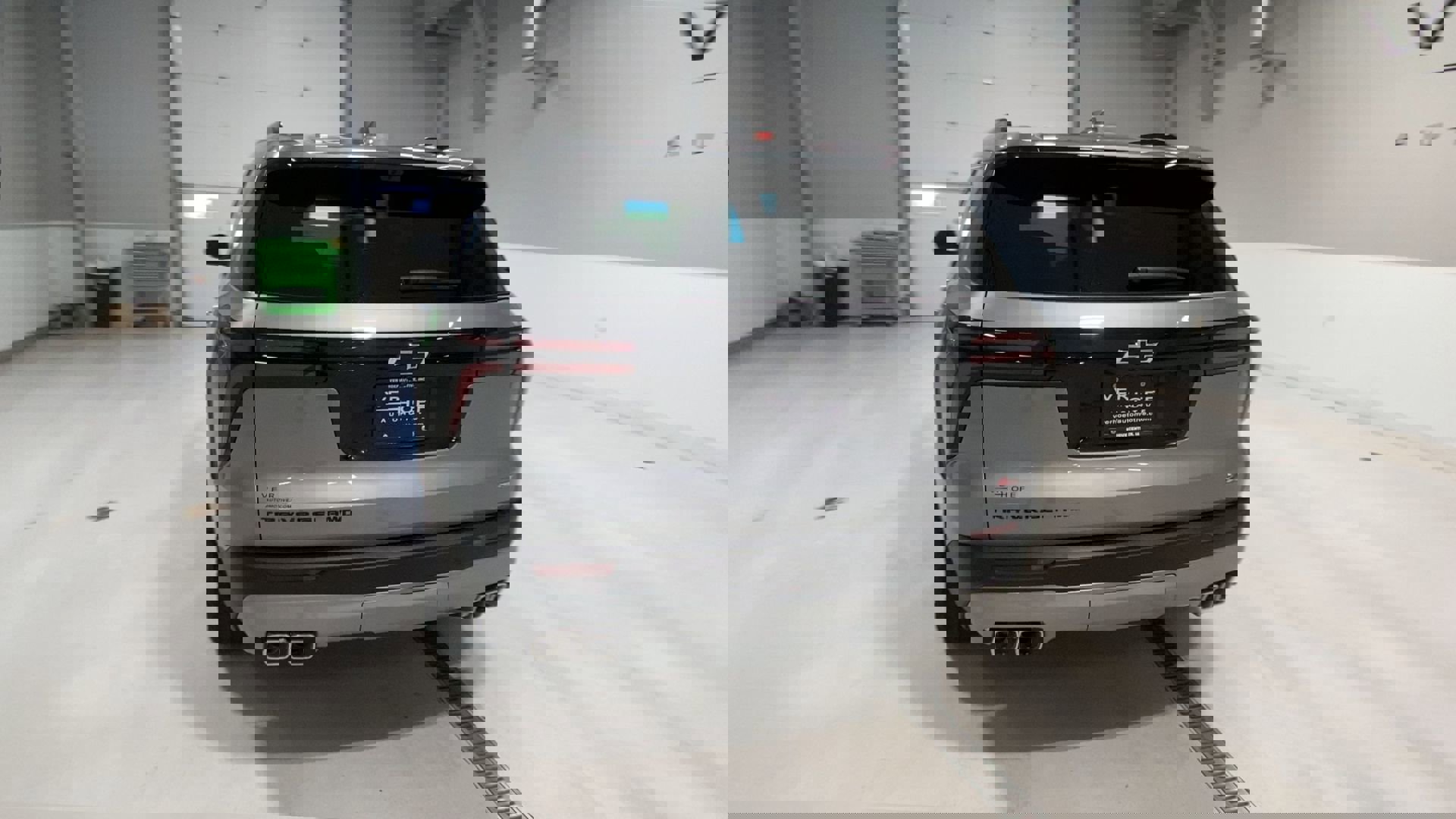 2026 Chevrolet Traverse Z71 photo 3