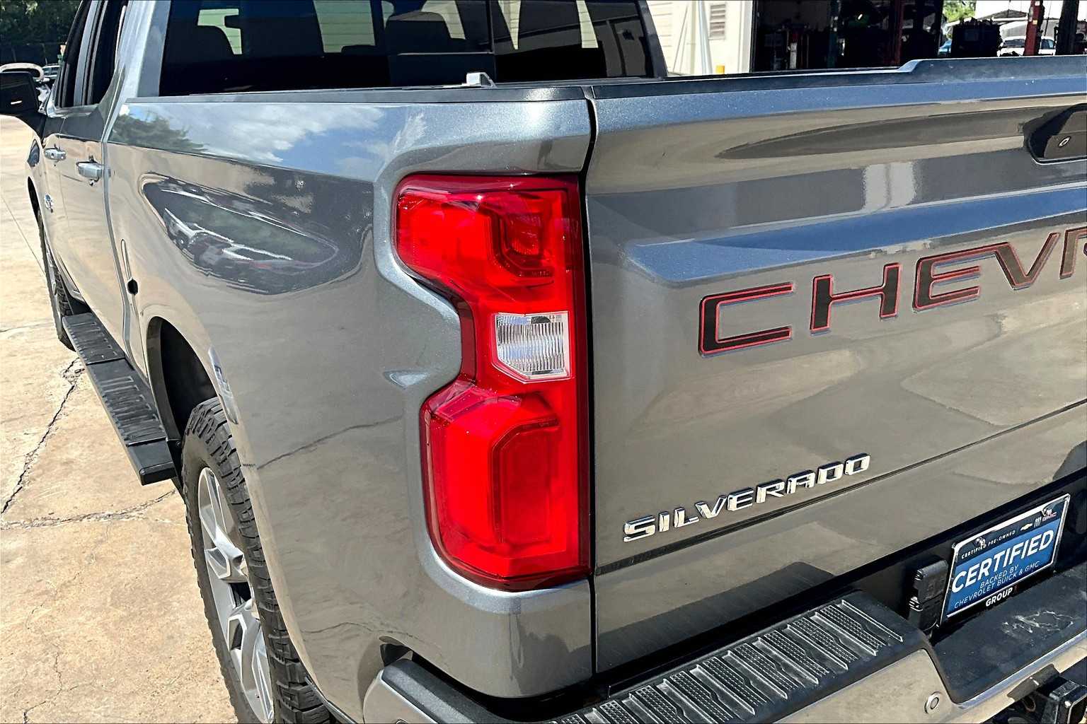 2020 Chevrolet Silverado 1500 RST photo 28