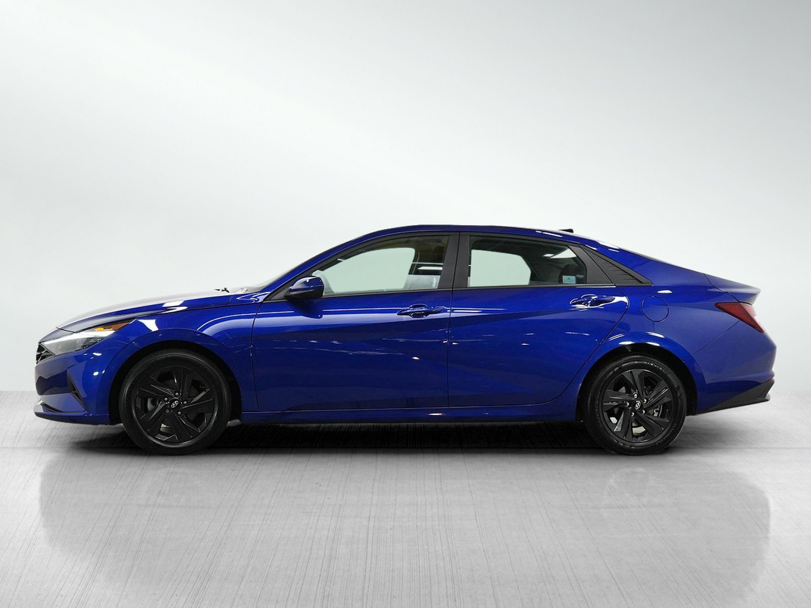 Used 2022 Hyundai Elantra SEL with VIN KMHLM4AG9NU243936 for sale in Minneapolis, Minnesota