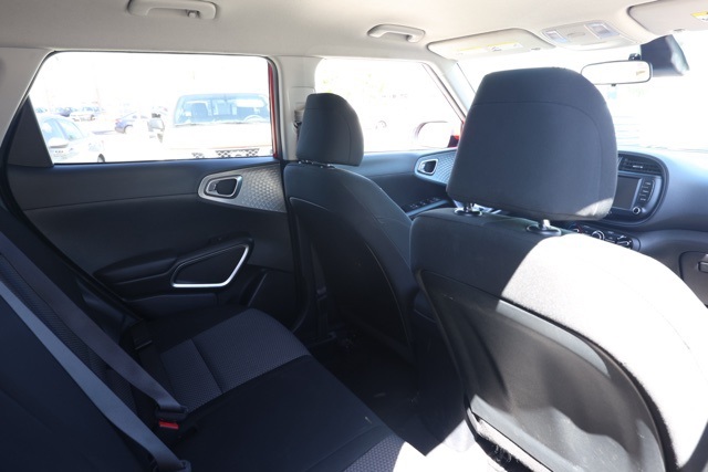 2023 Kia Soul LX photo 15