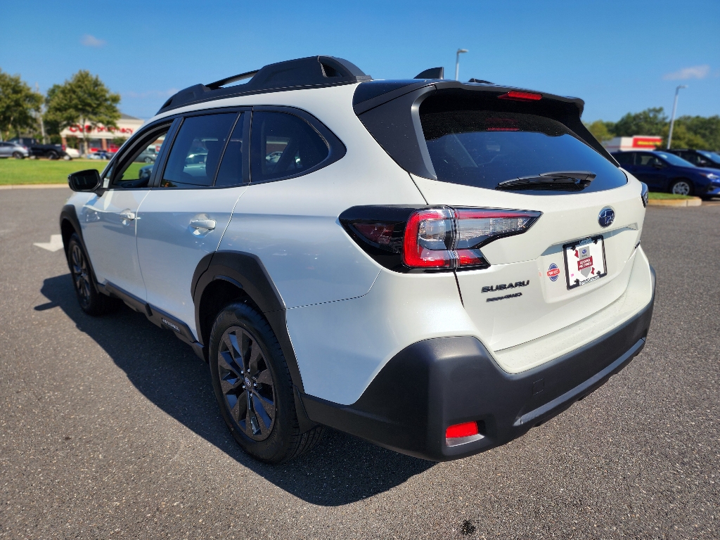 2023 Subaru Outback Onyx Edition photo 12