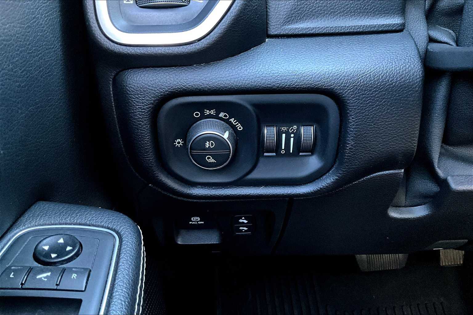 2021 Ram 1500 Laramie photo 30