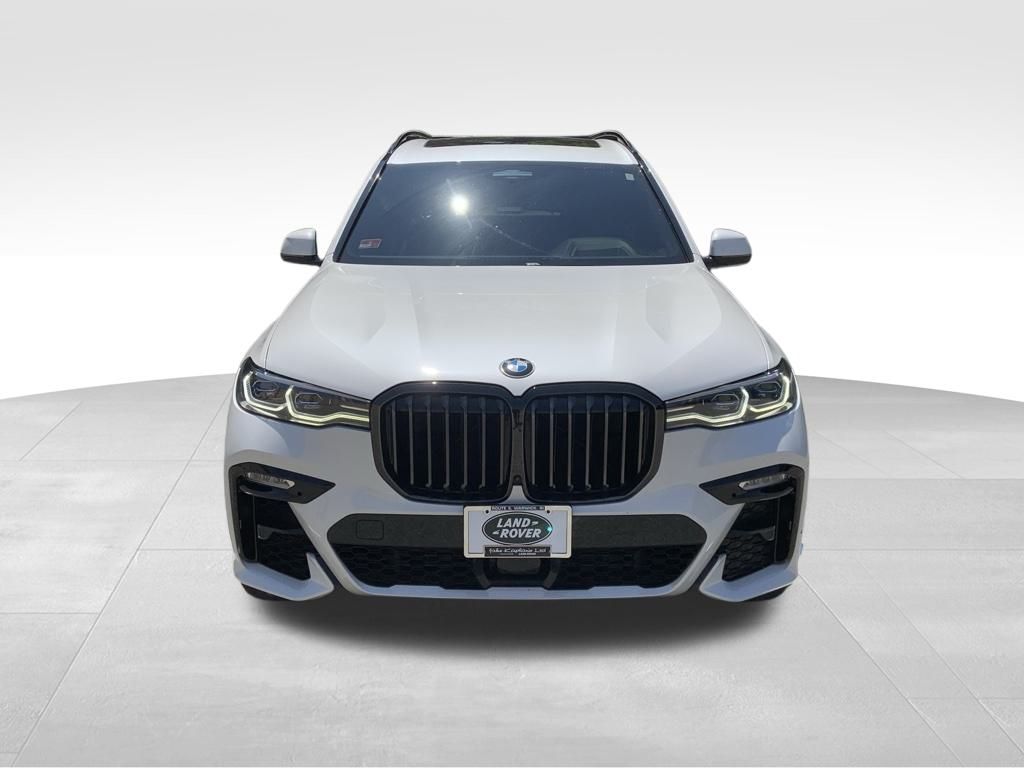 2022 Bmw X7 M50i photo 2