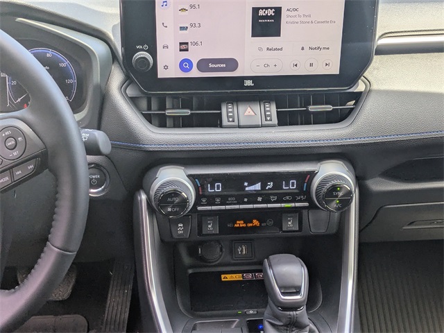 2025 Toyota RAV4 Hybrid XSE photo 19