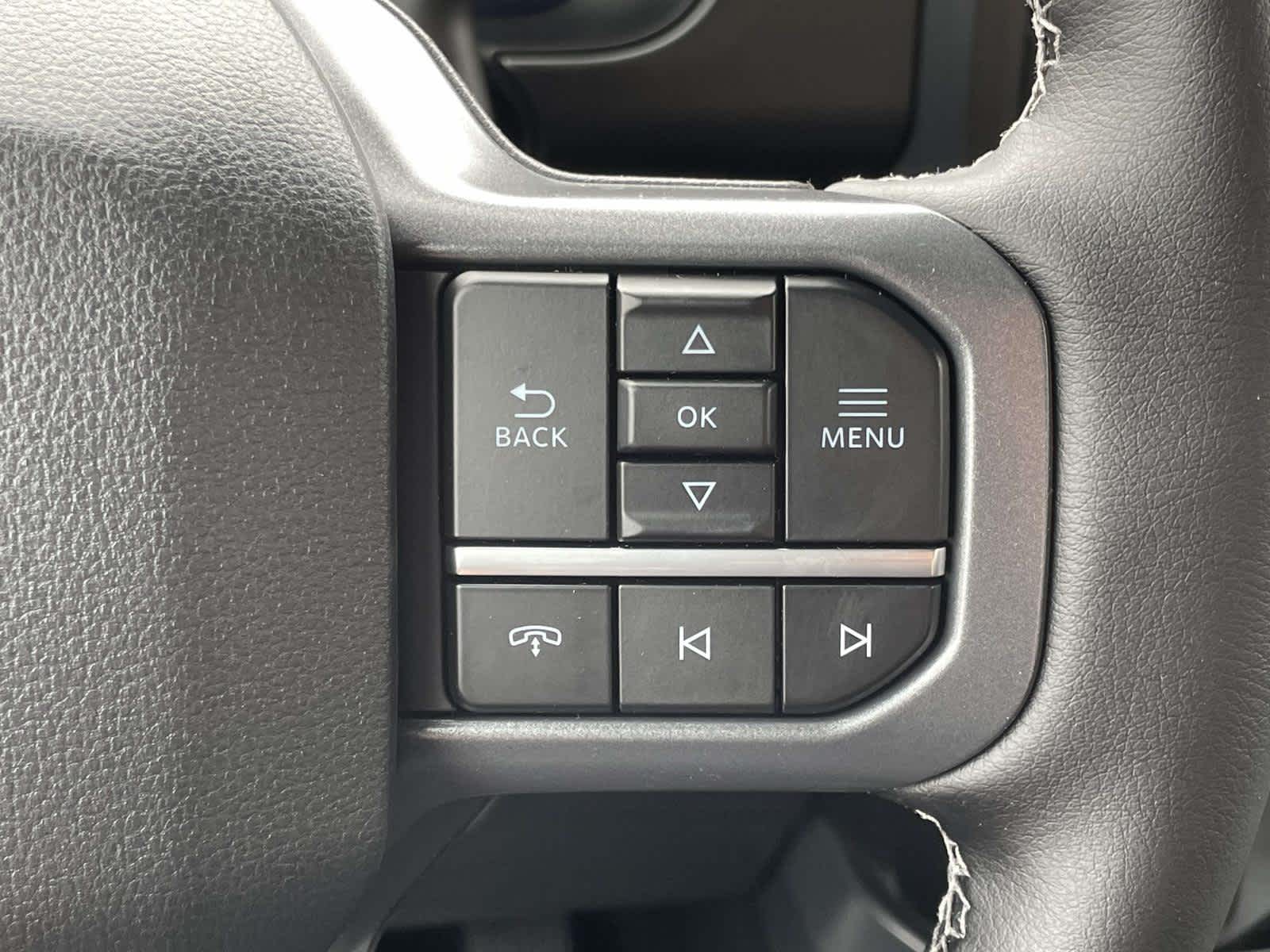 2025 Ford F-350 Lariat photo 32