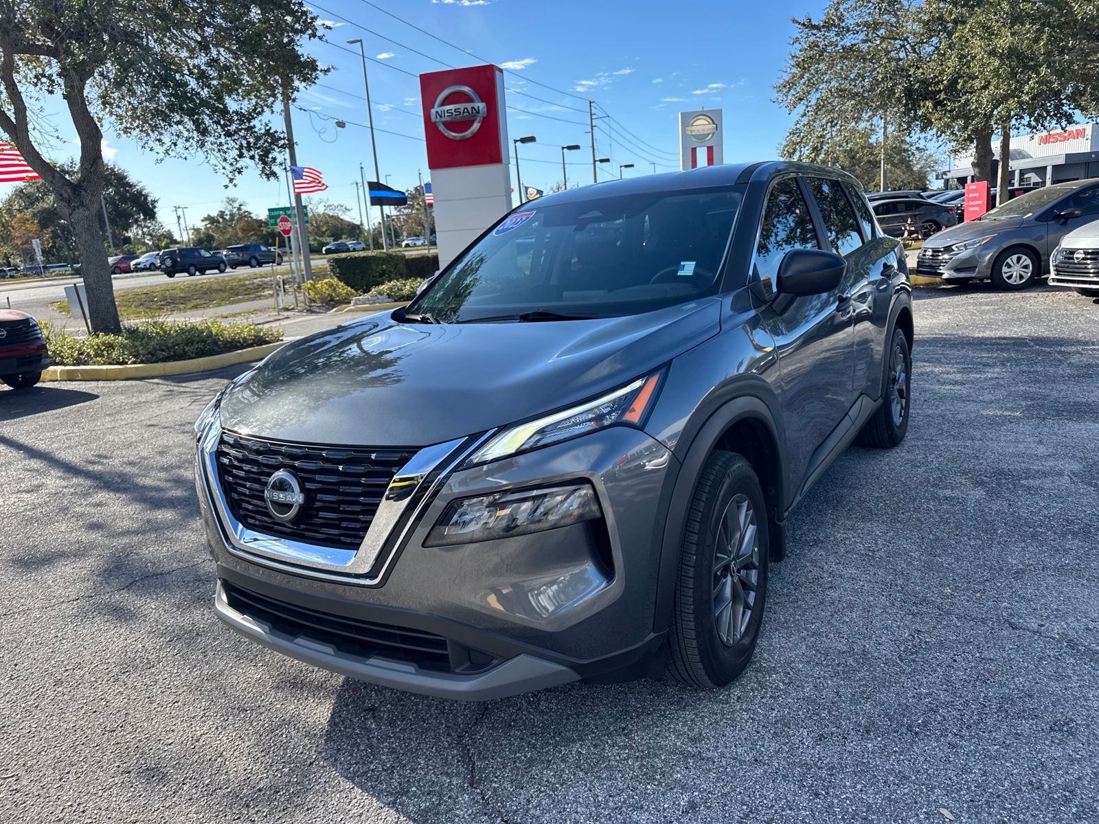 2023 Nissan Rogue S photo 2