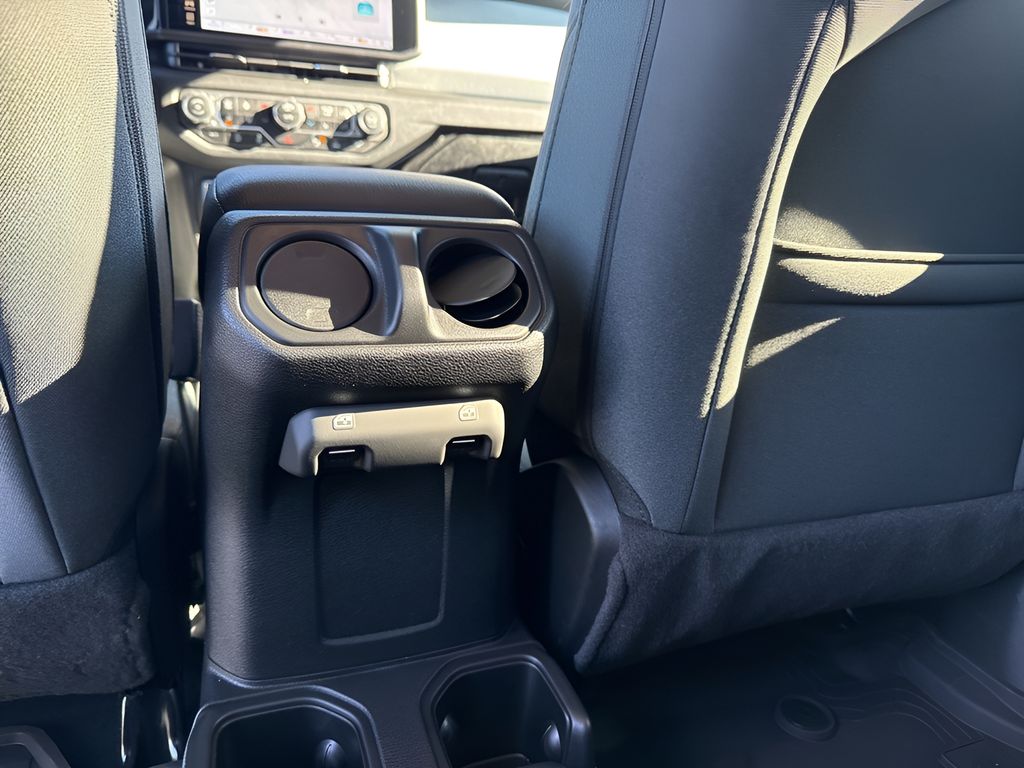 2025 Jeep Gladiator Willys photo 32