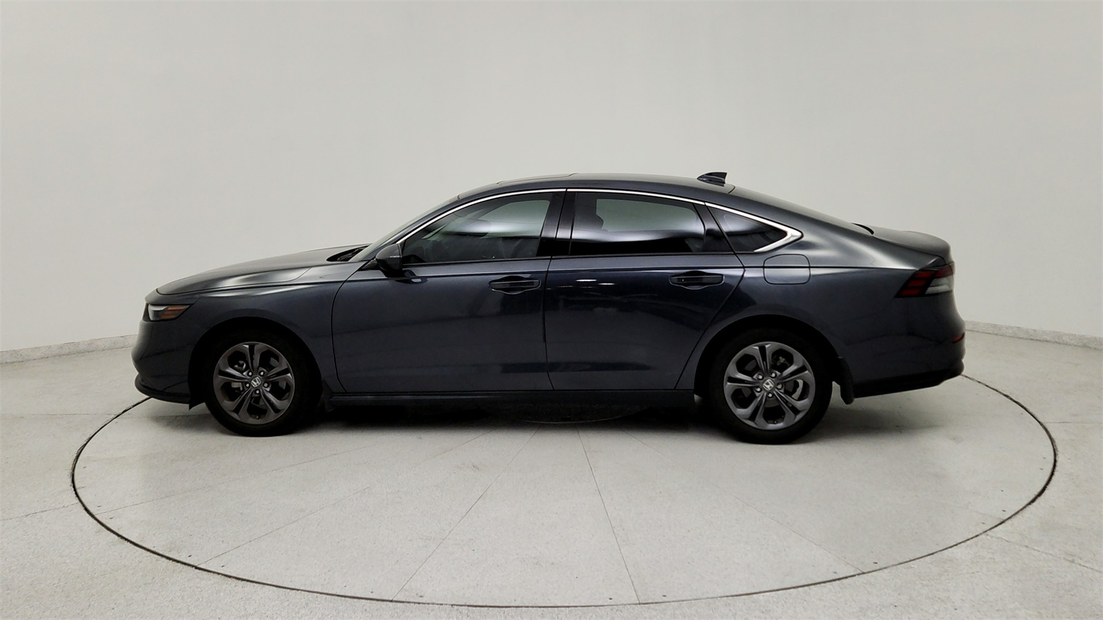 2023 Honda Accord EX photo 3