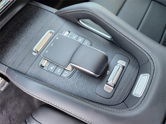 2025 Mercedes Benz GLS 450 4MATIC photo 22