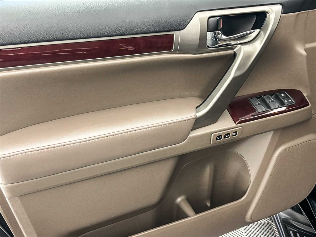 2018 Lexus GX 460 photo 18