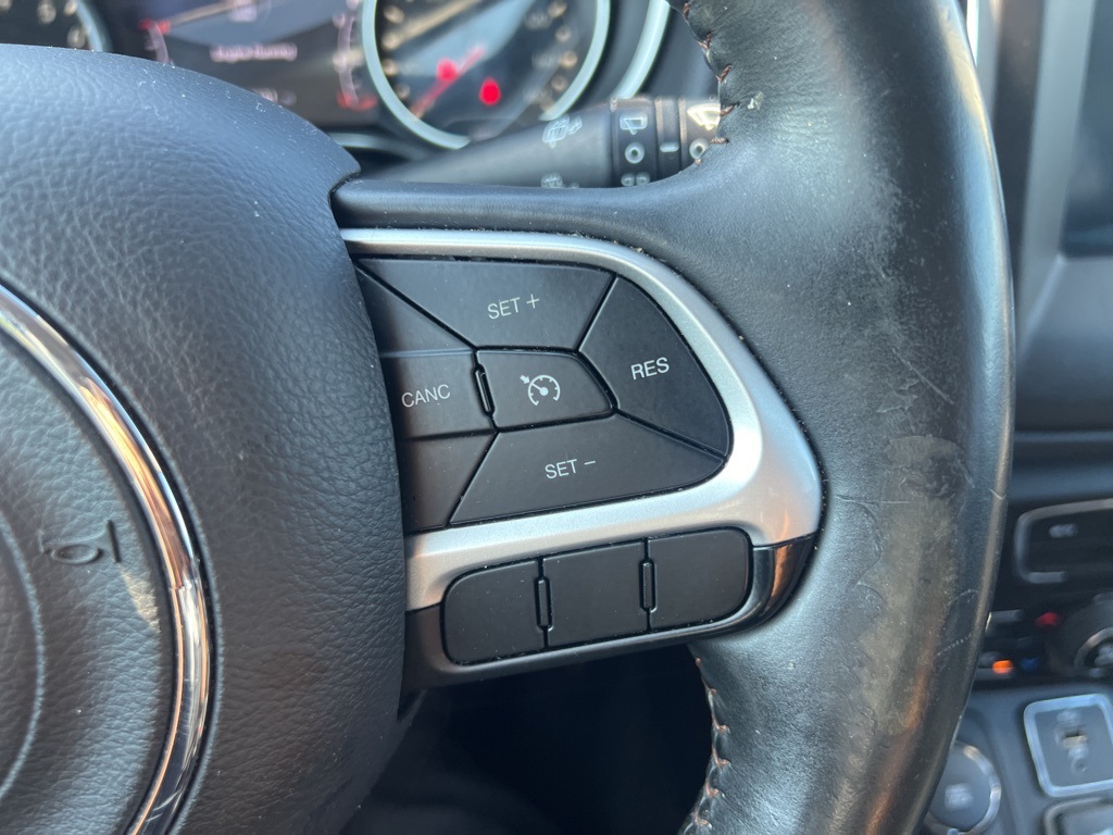 2018 Jeep Compass Latitude photo 24