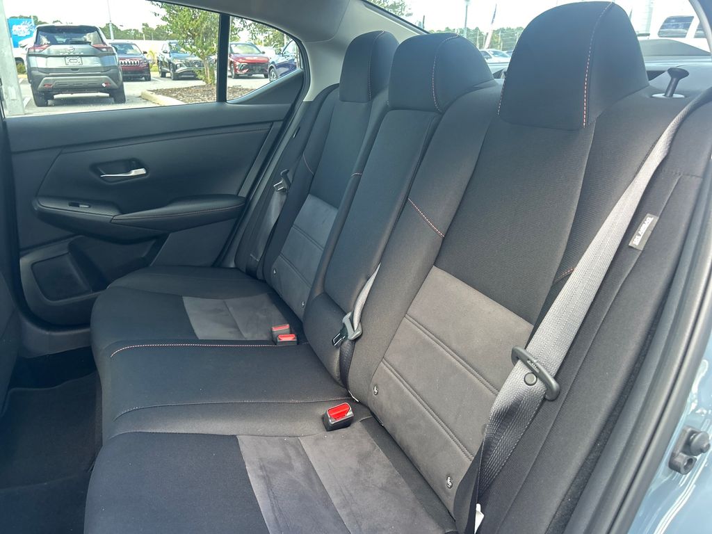 2025 Nissan Sentra SR photo 20