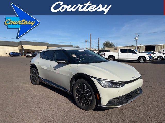 2024 Kia EV6 Wind's photo