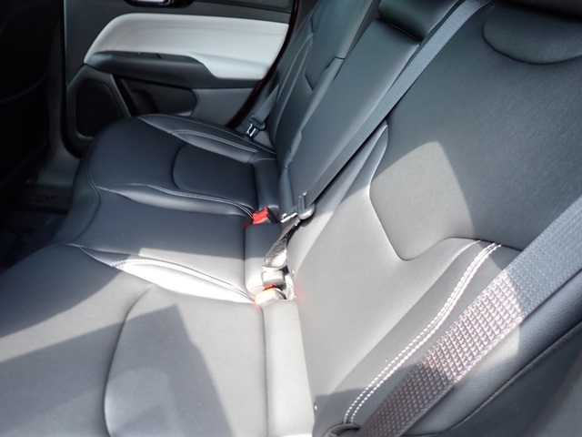 2025 Jeep Compass Limited photo 13