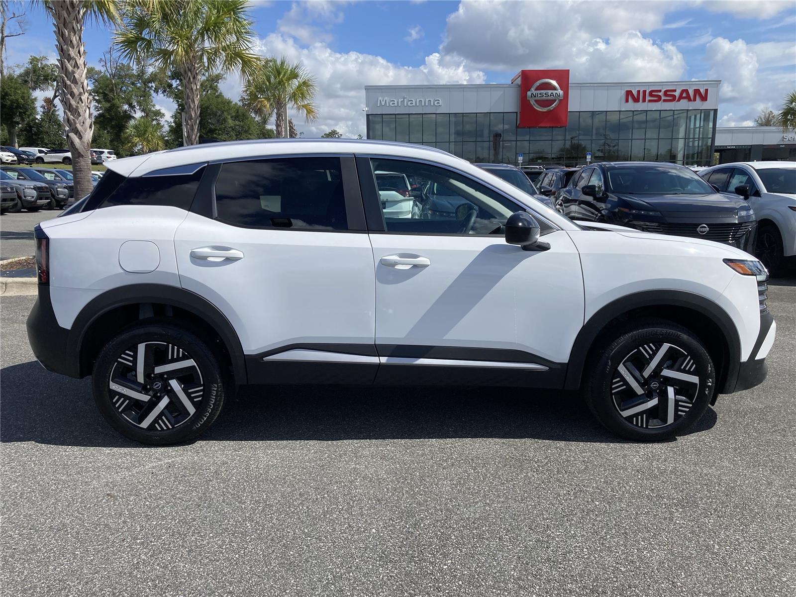 2026 Nissan Kicks SV photo 4