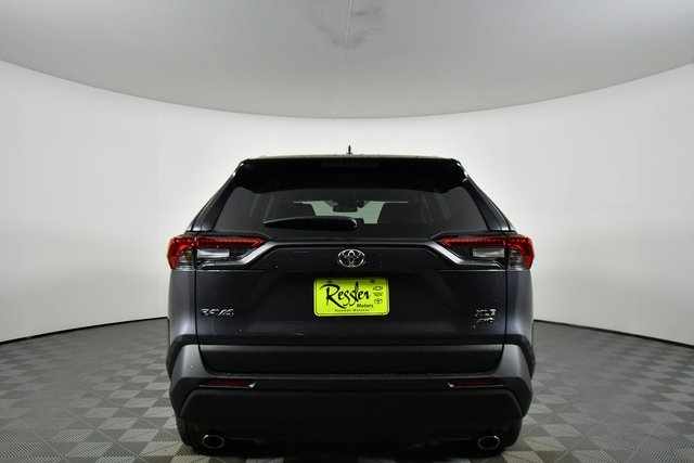 2025 Toyota RAV4 XLE Premium photo 8