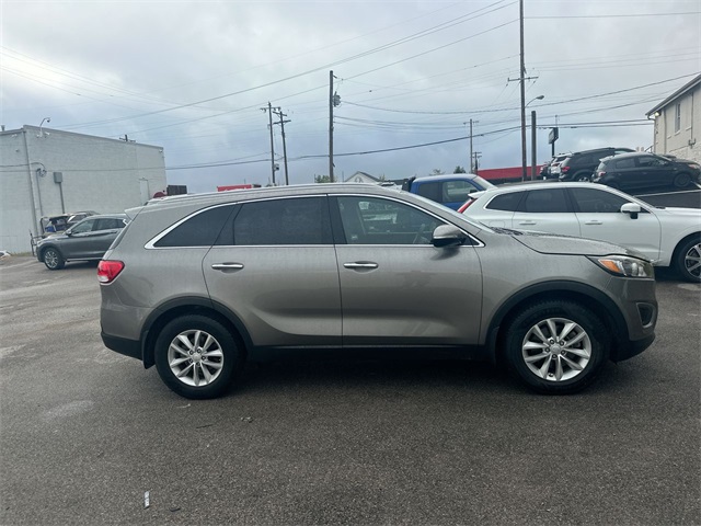 2018 Kia Sorento LX photo 30
