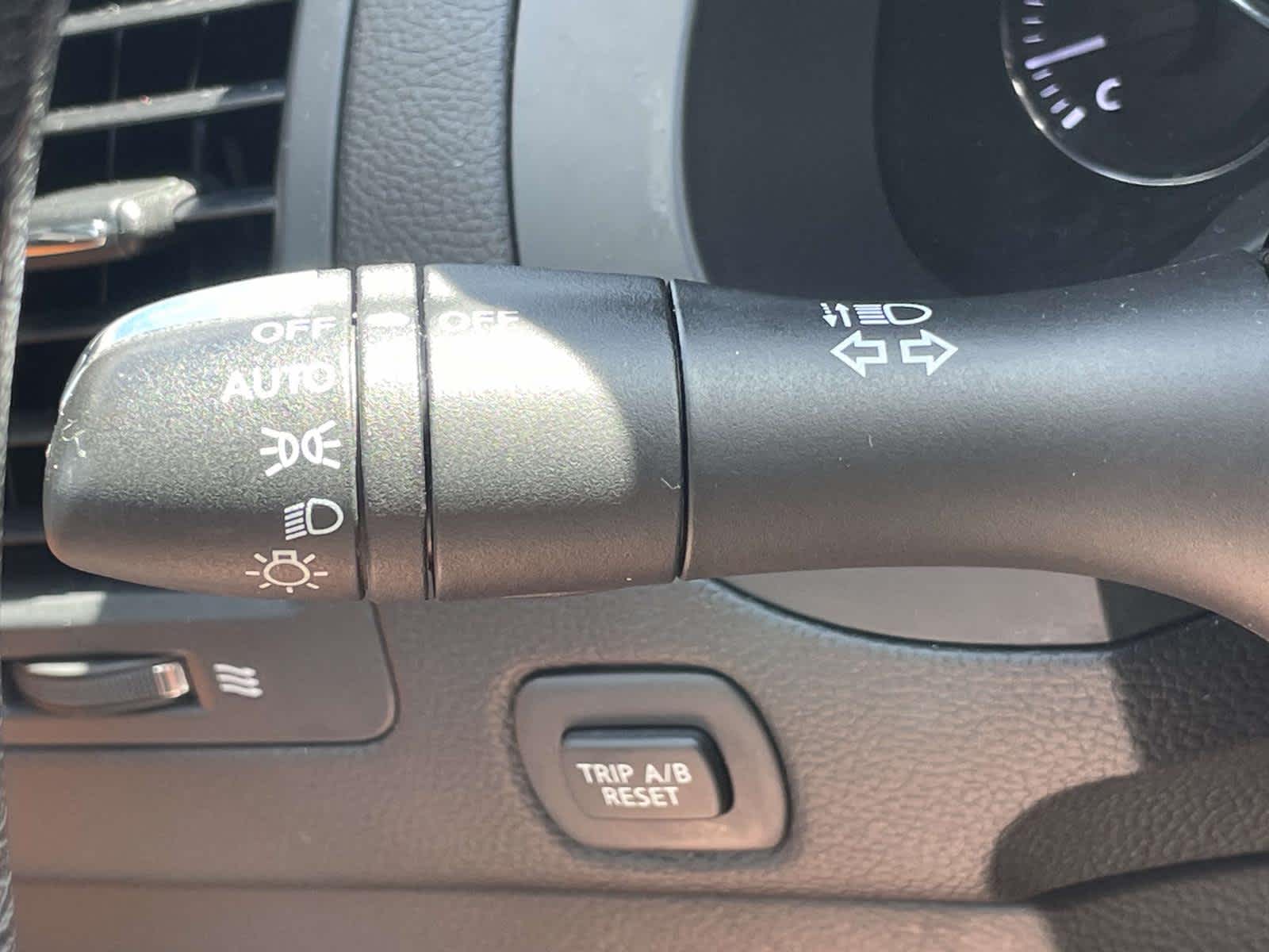 2015 Infiniti QX70 Base photo 30