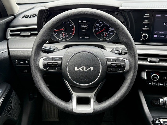 2023 Kia K5 LXS photo 23