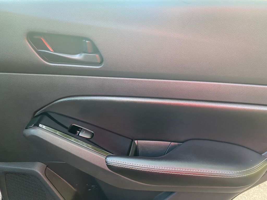 2023 Nissan Altima 2.5 SV photo 21